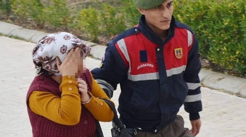 Evliyken Başkasıyla Evlendi