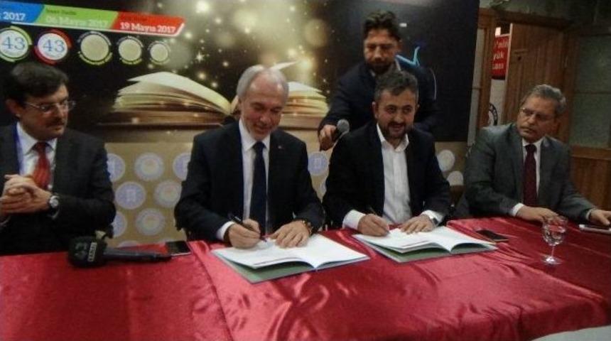 K&uuml;tahya&rsquo;da &Ouml;d&uuml;ll&uuml; Kitap Okuma Yarışması