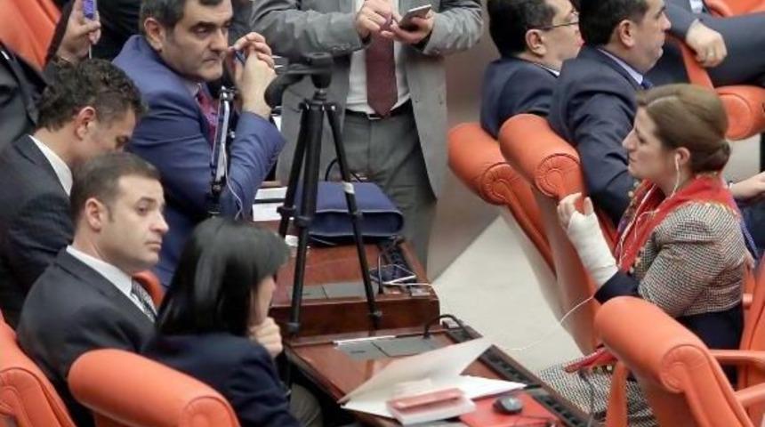 8&rsquo;Inci Madde 339 Oyla Madde Kabul Edildi