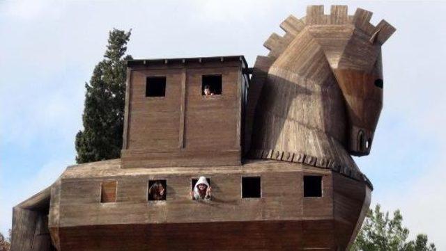 Ter&ouml;r Korkusu Truva yı Da Vurdu 2