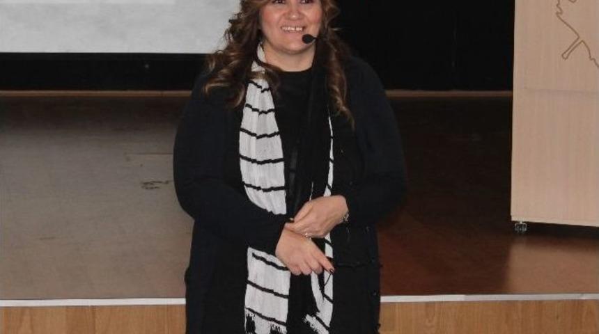 Uzm. Psikolog Sibel D&uuml;zakın Ebeveynleri Uyardı