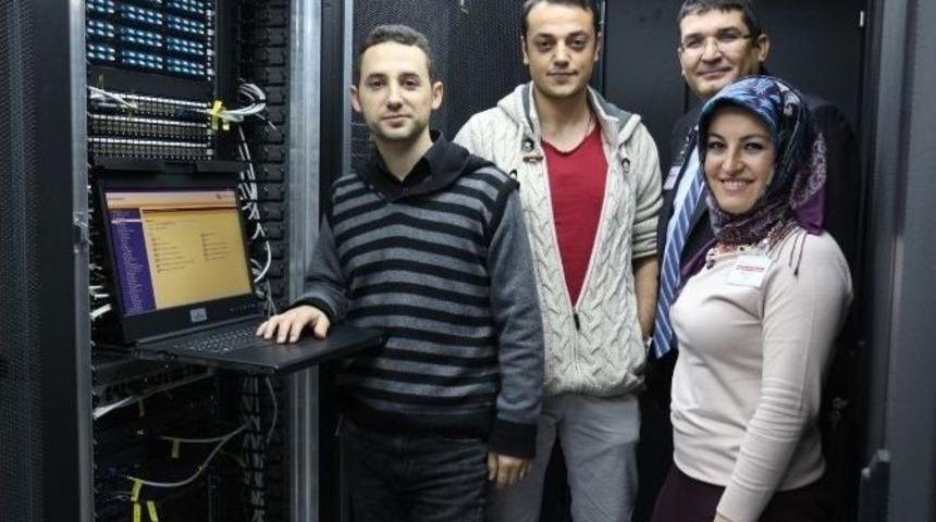 Rekt&ouml;r Orbay, Bilgi İşlem Hizmetlerini Değerlendirdi