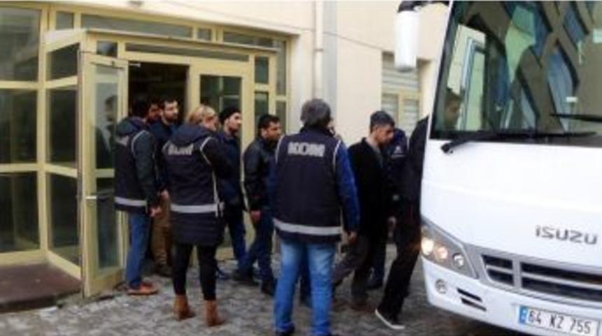 Uşak&rsquo;ta Fet&ouml;&rsquo;den 19 Kişi Tutuklandı