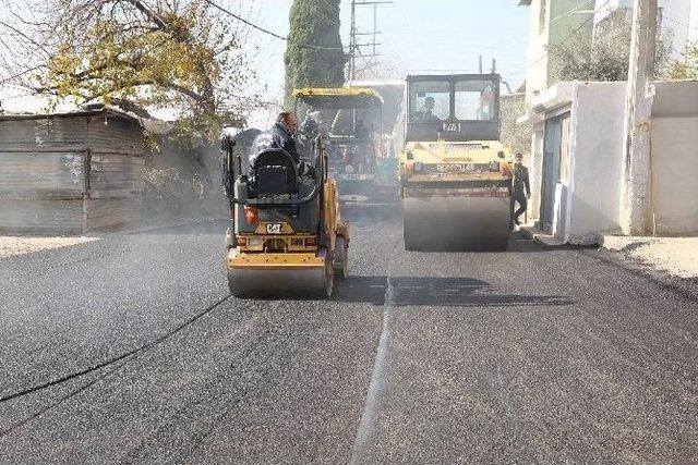 Adana’da Karafatma Caddesi Asfaltlandı