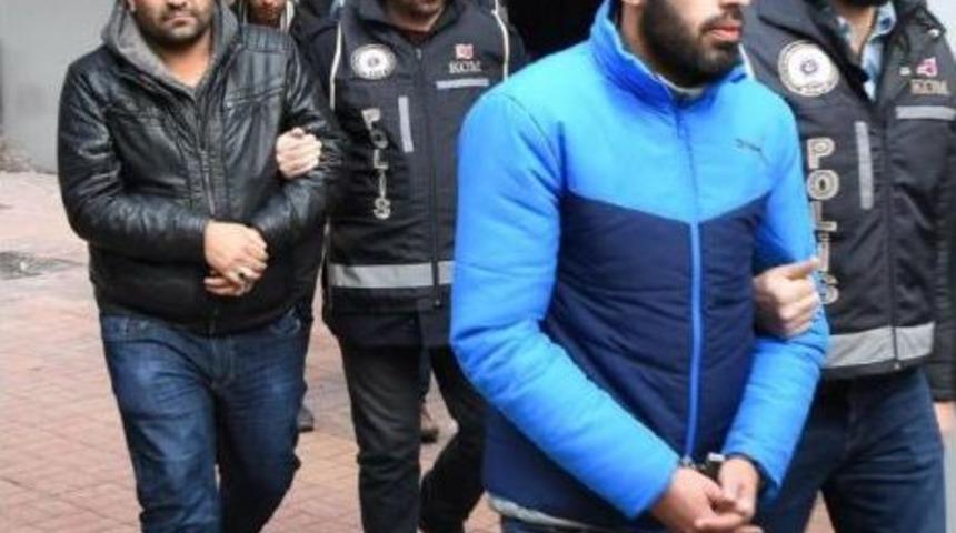 İnsan Tacirlerine Polisten Darbe