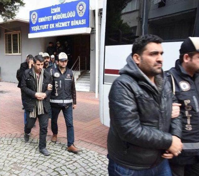 İnsan Tacirlerine Polisten Darbe