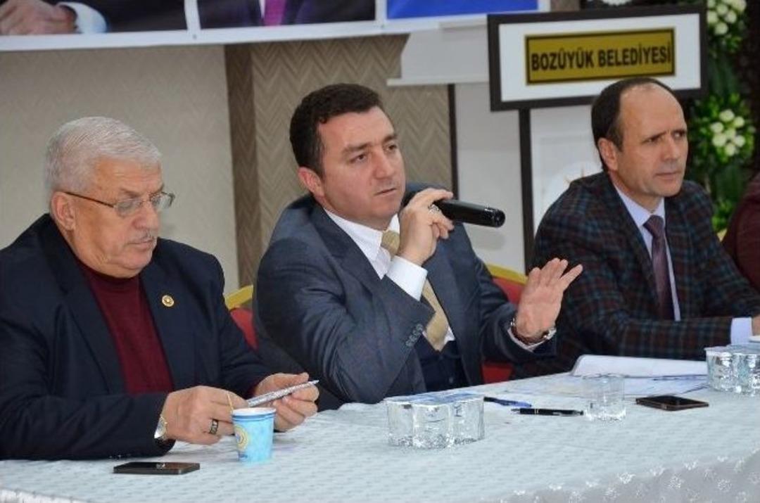 Boz&uuml;y&uuml;k&rsquo;te Başkanlık Sistemi Anlatıldı