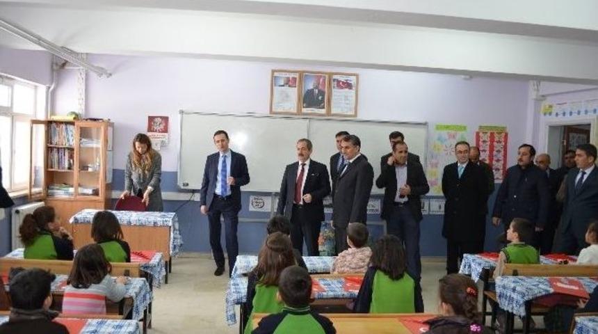 Adilcevaz&rsquo;da Karne Sevinci