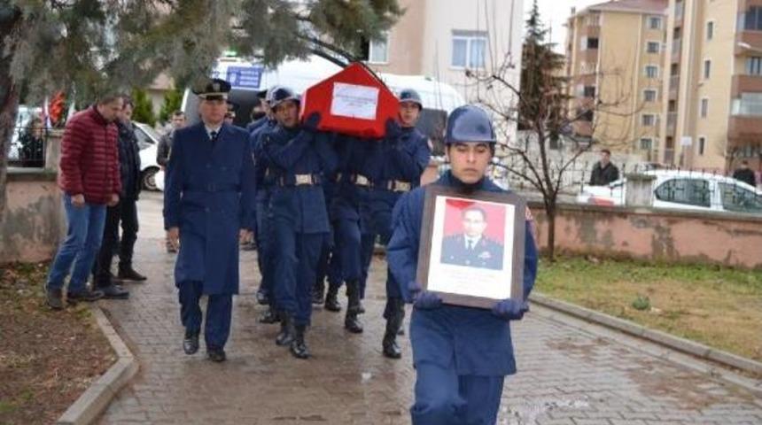Bişkek'te D&uuml;şen Kargo U&ccedil;ağının Kaptan Pilotu I&ccedil;in Yenişehir&rsquo;De T&ouml;ren