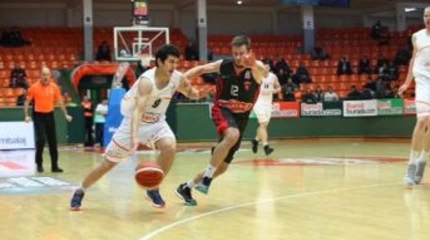 Banvit İlk Devreyi Yeşilgiresun Belediyespor Ma&ccedil;ı İle Kapatıyor