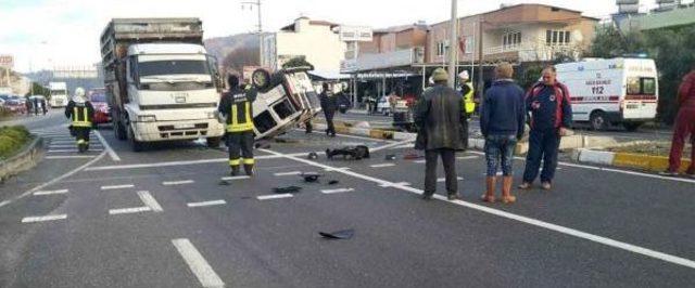 Zincirleme Trafik Kazası Güvenlik Kamerasında