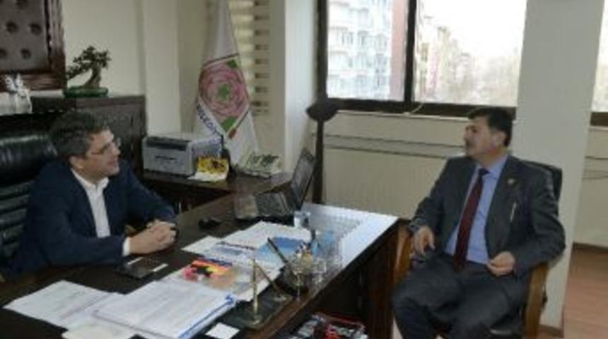 Muhtarlar Konfederasyonu Başkanı Akdeniz&rsquo;den Isparta Belediyesi&rsquo;ne Ziyaret