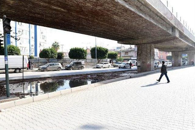 Adana’da İşportacı İşgaline Geçit Yok