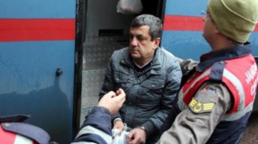 Yeğenine Cinsel Istismara Kalkıştı