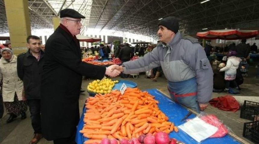 Başkan Kurt Esnafı Dinledi