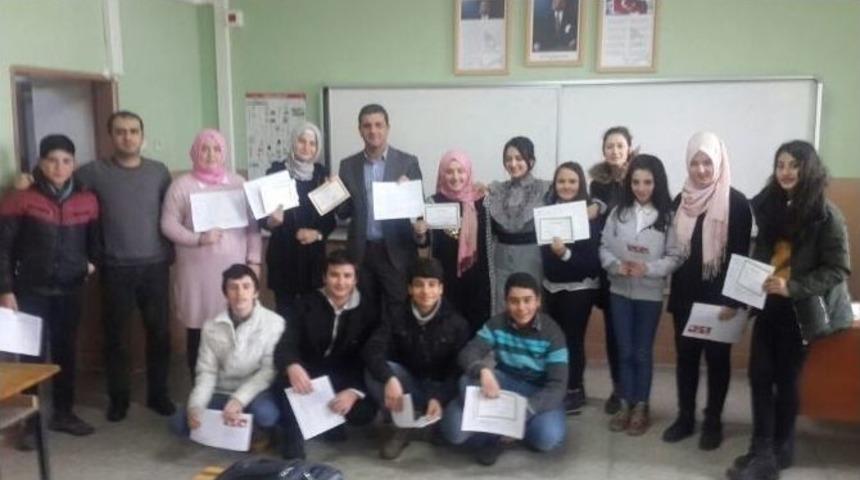 Seyitgazili &Ouml;ğrencilerin Karne Sevinci