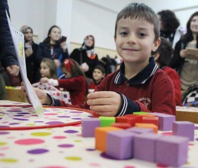 Bolu'da Öğrencilerin Karne Sevinci