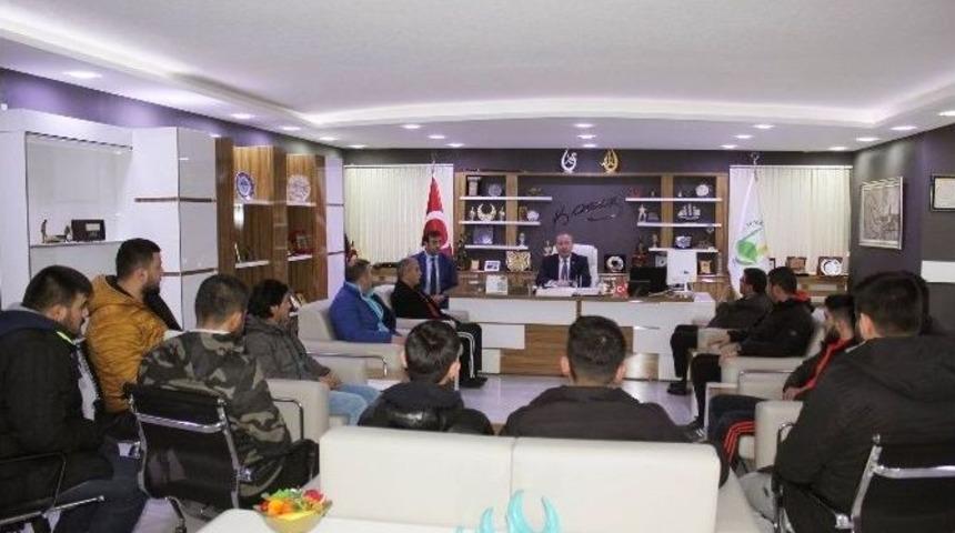 G&uuml;reş&ccedil;ilerden Başkan Şahiner&rsquo;e Ziyaret