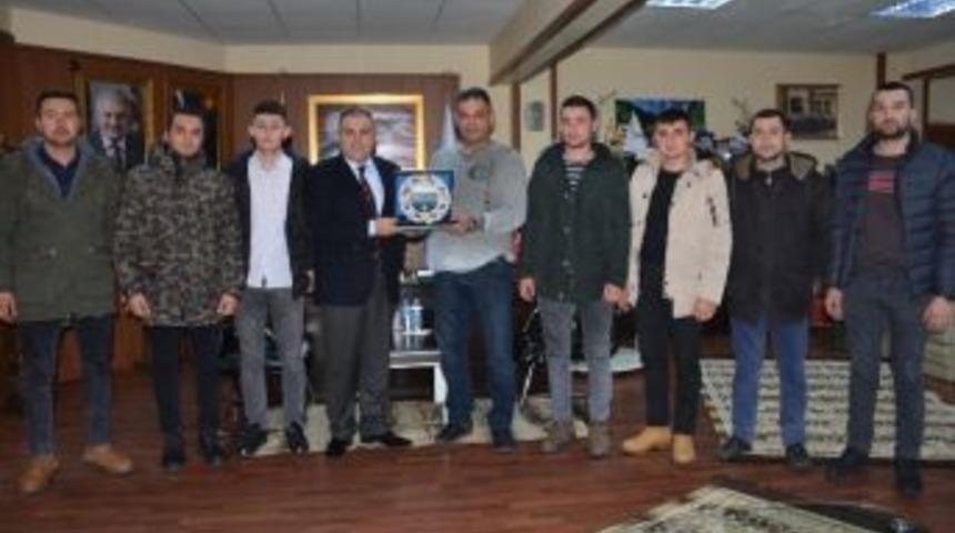 &lsquo;polis &Ouml;zel Harekat&rsquo; Kursuna Katılan Gen&ccedil;lerden Başkan Erener&rsquo;e Ziyaret