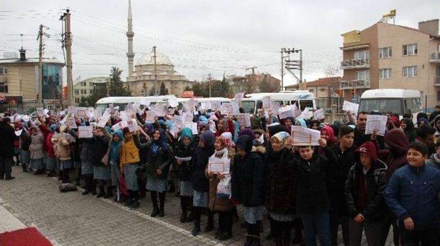 K&uuml;tahya&rsquo;da 93 Bin 387 &Ouml;ğrenci Karne Aldı