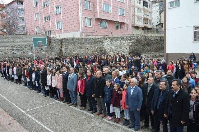 Niksar’da Öğrenciler Karne Sevinci Yaşadı