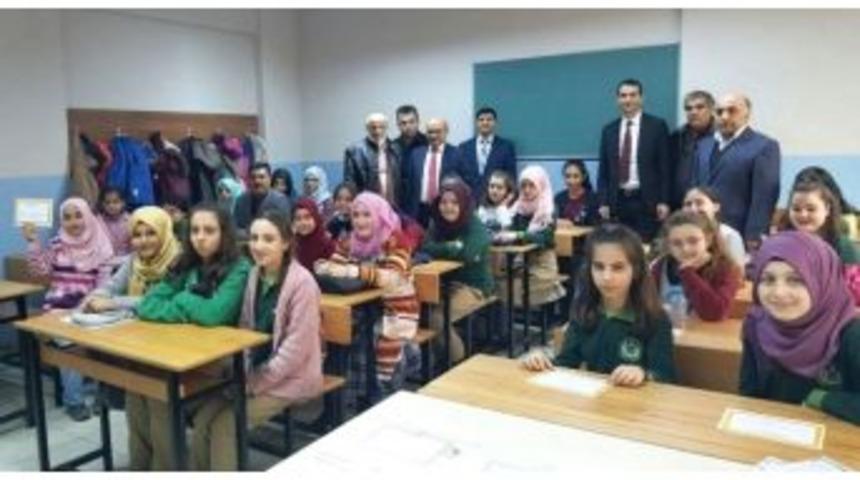 Altınova&rsquo;da 3 Bin &Ouml;ğrenci Karne Aldı