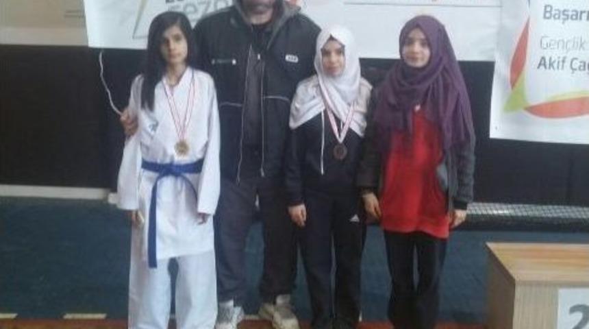 Şahinbey Belediyesi Sporcuları Turnuvaya Damga Vurdu