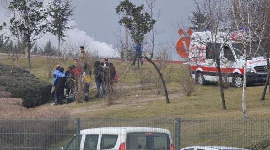 Alkol Komasına Giren 16 Yaşındaki Lise &Ouml;ğrencisi Hastanelik Oldu