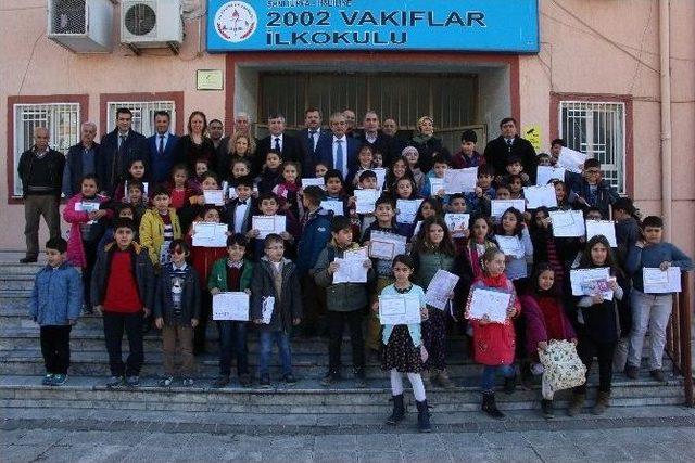 Demirkol&rsquo;dan Haliliyeli &Ouml;ğrencilere Karne Hediyesi 3