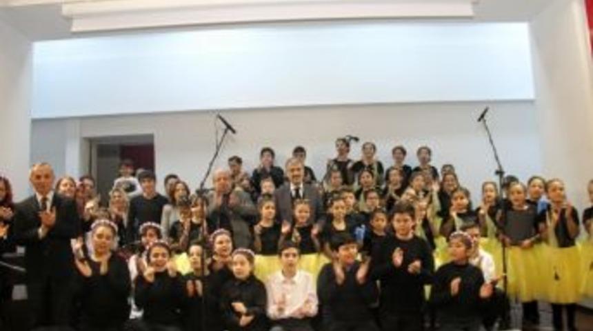 Çankırılı Çocuklar Halep Halkı İçin Sahnede