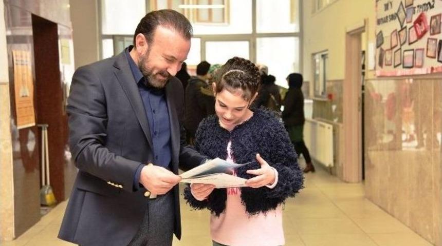 Başkan Doğan, Kızının Karne Heyecanına Ortak Oldu