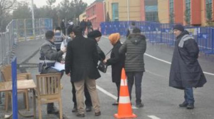 Denizli'deki Fet&ouml; Okulları Davasında 1 Tahliye