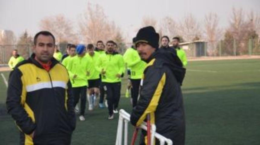 İn&ouml;n&uuml; &Uuml;niversitesispor Kendi İmkanlarıyla Başarıyı Hedefliyor