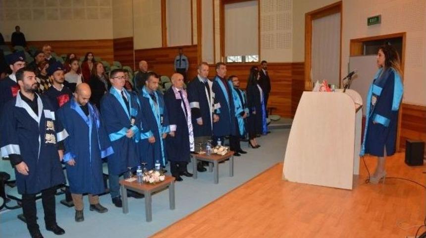 Yd&uuml; Beden Eğitimi Spor Y&uuml;ksekokulu Mezunları Diplomalarını Aldı