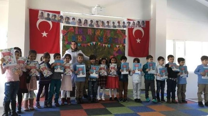 İkra Koleji&rsquo;nde Karne Sevinci