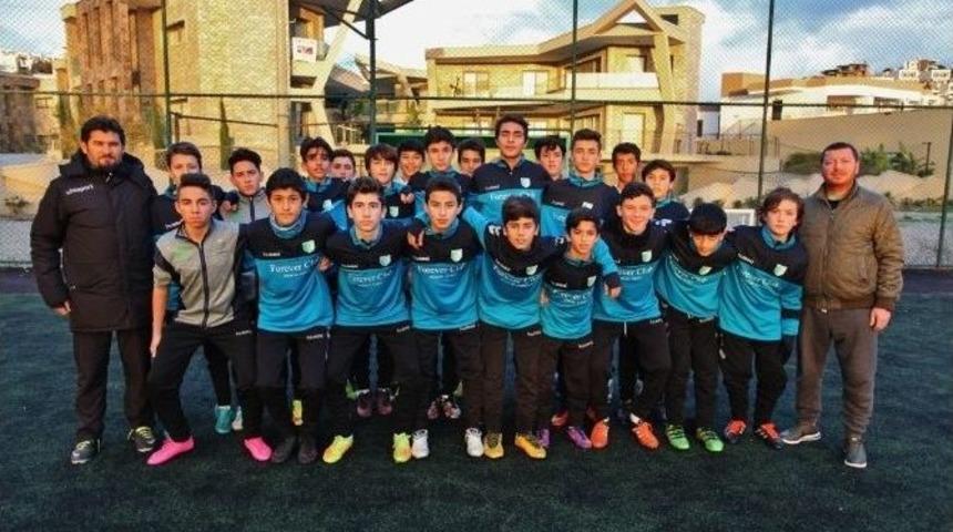 Bodrumspor Altyapısı Başarısını Şampiyonluklarla Ta&ccedil;landırıyor