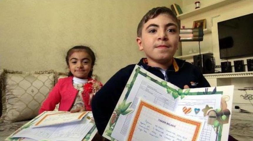 Cam Kemik Kardeşlerin Karne Sevinci