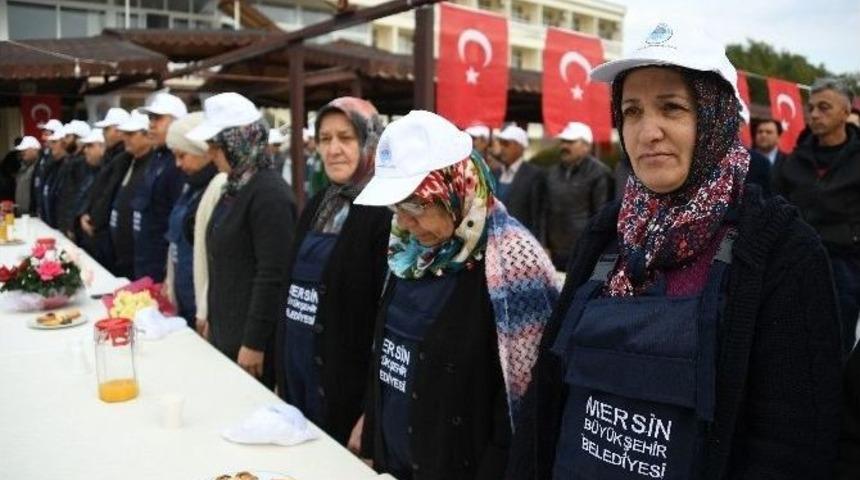 Eğitimlerini Tamamlayan &Uuml;reticiler Sertifikalarını Aldı