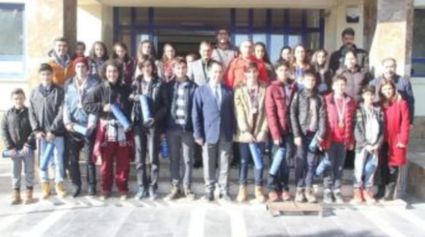 Başarılı Sporculardan Demir&rsquo;e Ziyaret