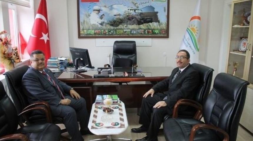 İl M&uuml;d&uuml;r&uuml; Yıldız&rsquo;a Taziye Ve Umre Ziyaretleri