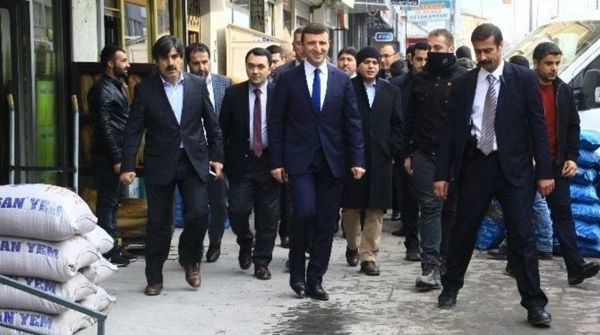 Bakan Yardımcısı Yegin Esnaflarla Bir Araya Geldi