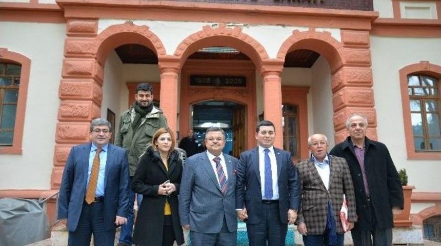 Başkan Yağcı&rsquo;ya Kepez Belediye Başkanı T&uuml;t&uuml;nc&uuml;&rsquo;den Ziyaret