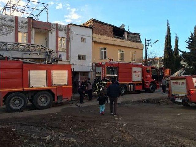 Odunlukta Ki Yangın Korkuttu