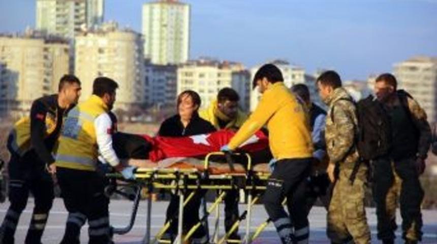 Şehit Askerlerin Cenazeleri Gaziantep&rsquo;e Getirildi