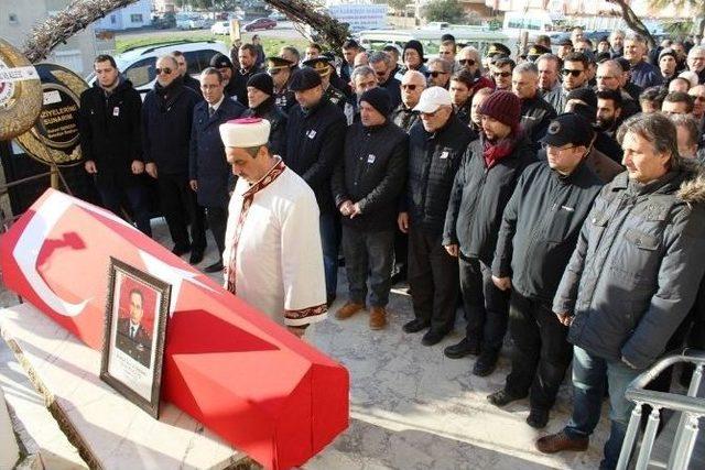 Pilot İbrahim Gürcan Dirancı Ayvalık’ta Toprağa Verildi