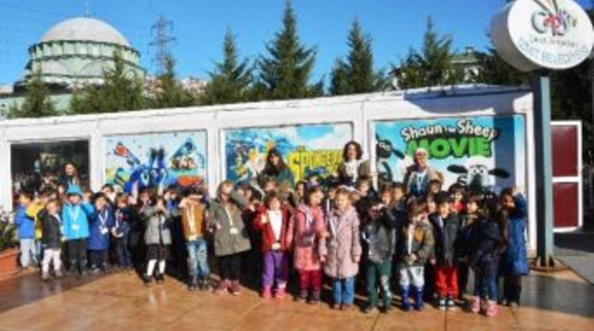 &Ccedil;ocuklara, Haftanın 5 G&uuml;n&uuml; Sinema Bedava