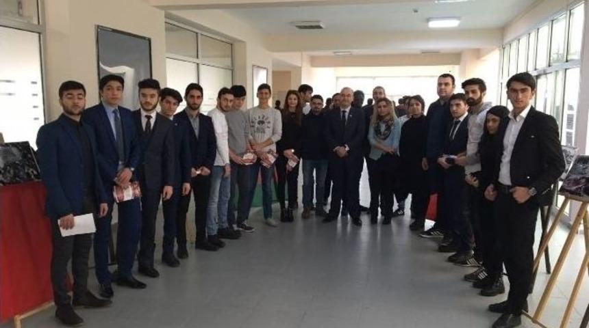 Azerbaycanlı &Ouml;ğrencilerden &lsquo;20 Ocak 1990 Katliamı&rsquo; Konulu Fotoğraf Sergisi