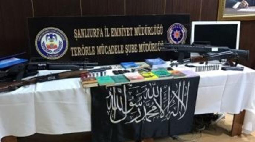 Şanlıurfa&rsquo;da H&uuml;cre Evlerine Operasyon:17 G&ouml;zaltı