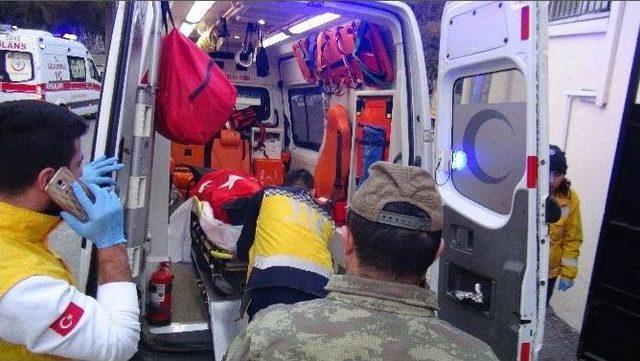 Şehit Askerlerin Türk Bayrağına Sarılı Cenazeleri Adli Tıp’a Getirildi