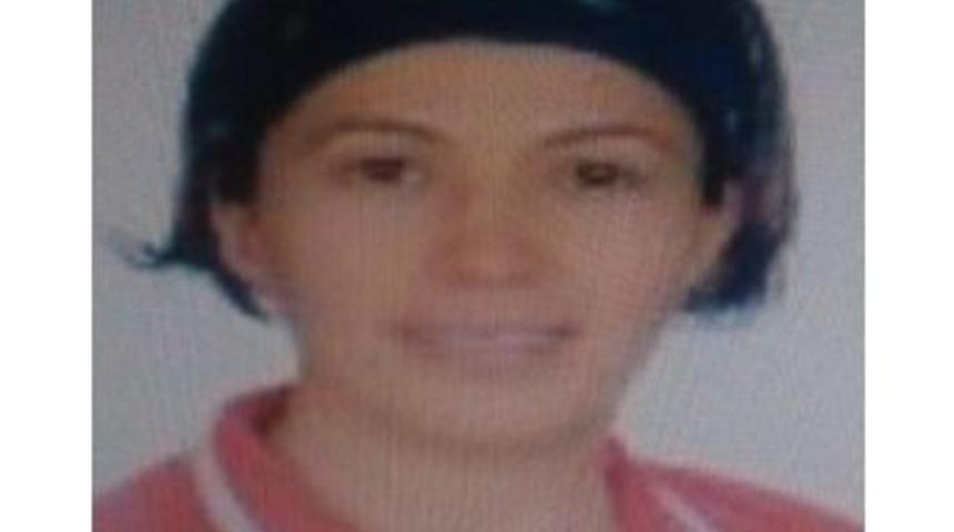 Mezarlıkta Kendini Asarak İntihar Etti